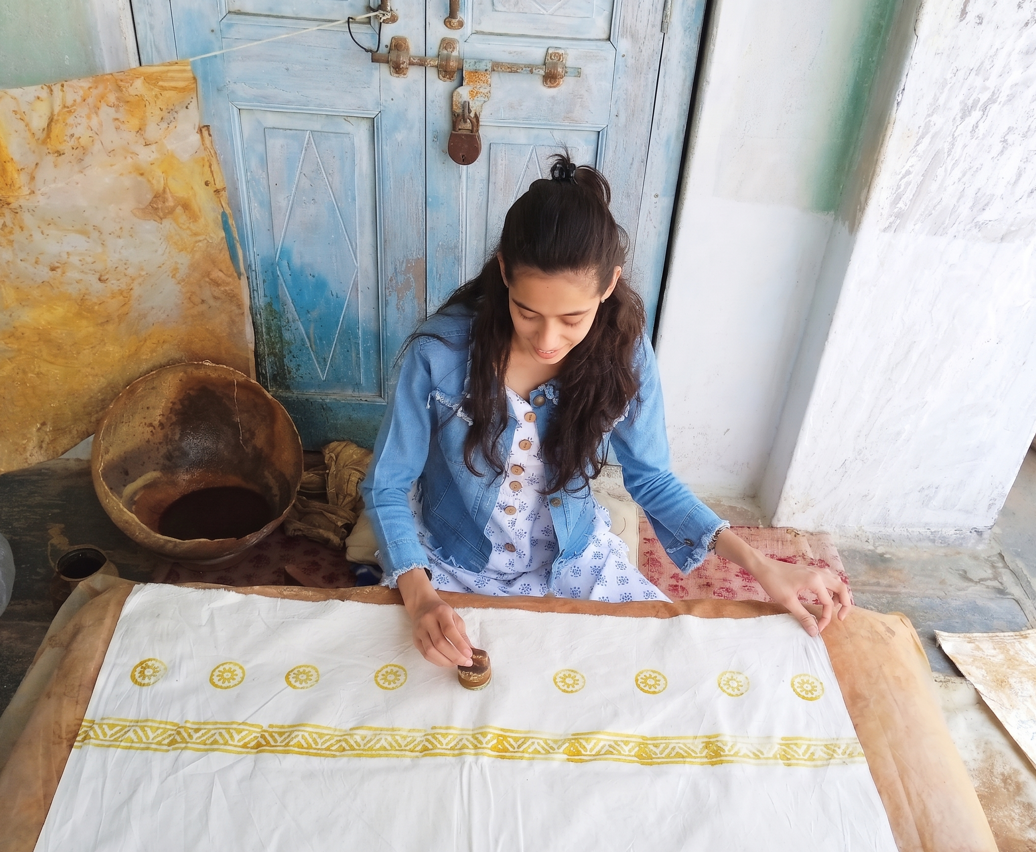 Haute Kaari - Founder Learning Dabu Block Print Process