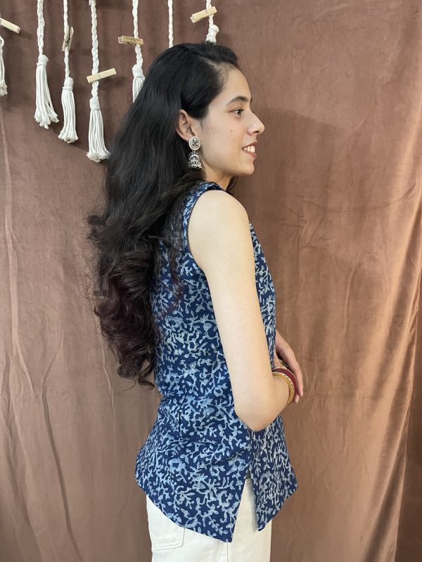 Handcrafted Sleeveless Cotton Kurti - 5
