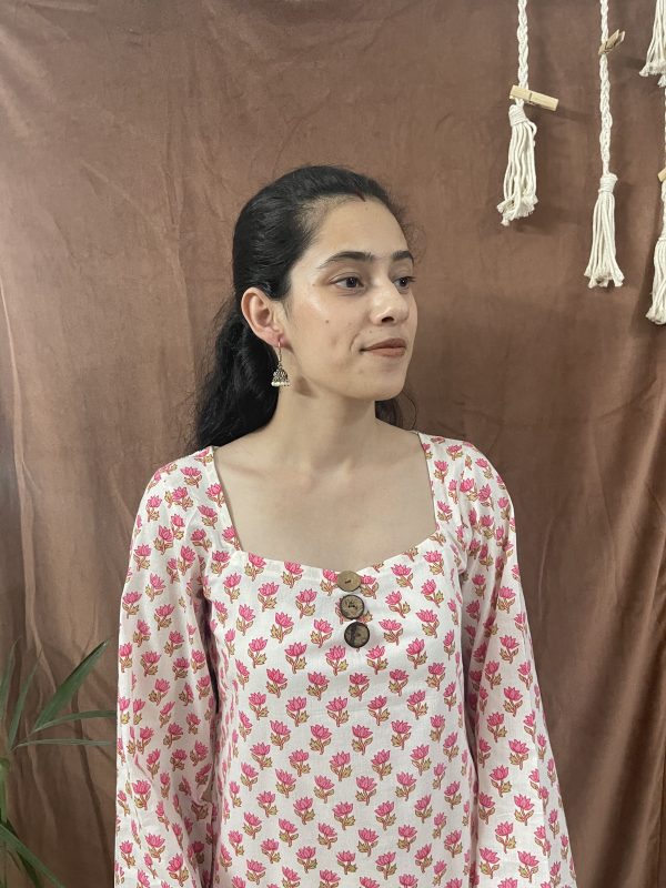 The Gulabi Bell Sleeve Kurti - Image 4