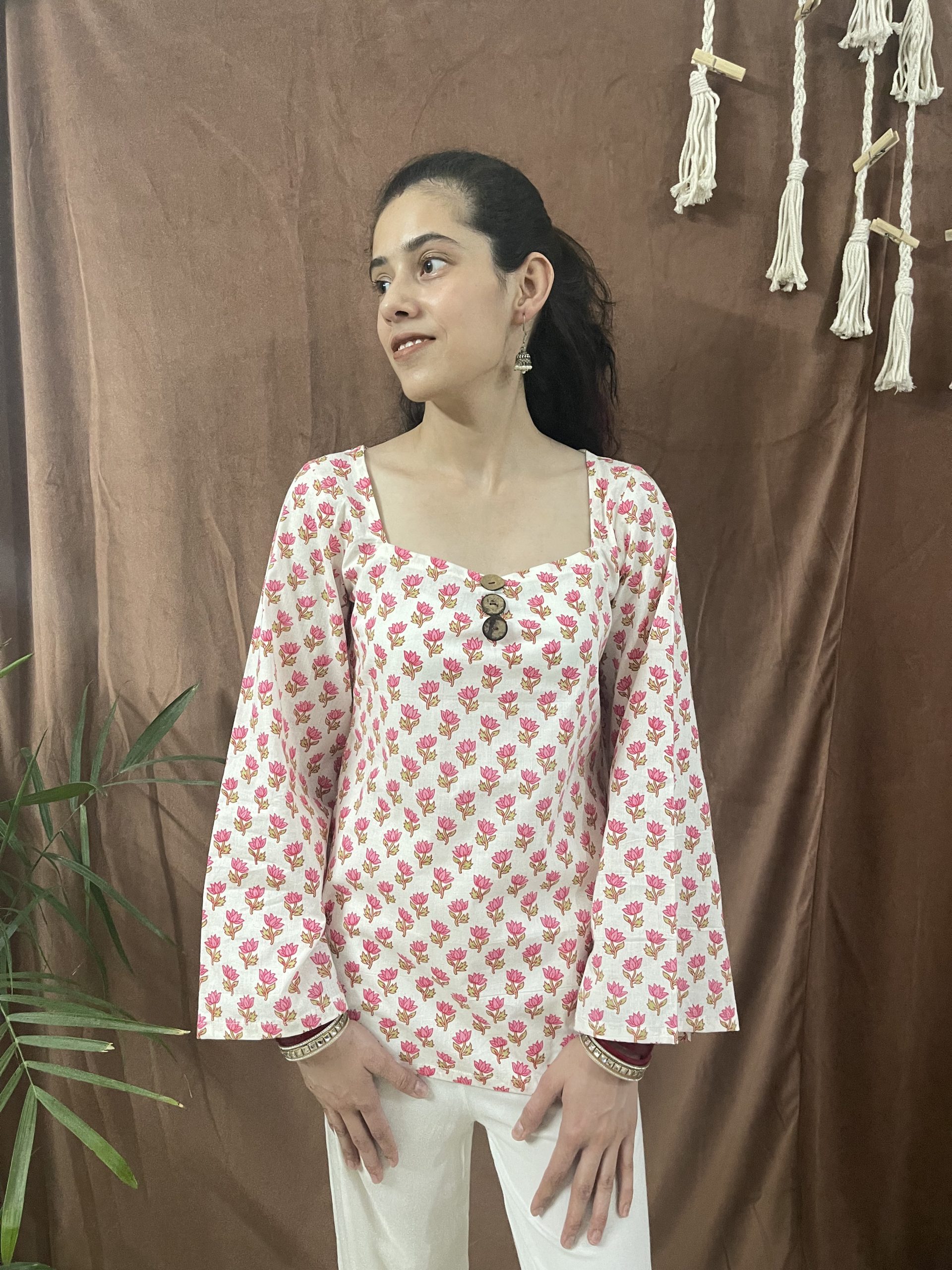 The Gulabi Bell Sleeve Kurti - Image 5